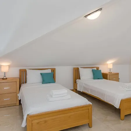 Salena Apartament *