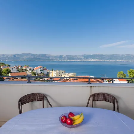 Salena Apartament *