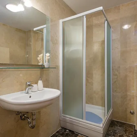 Salena Apartament